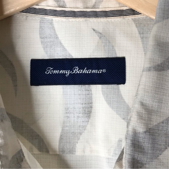 Tommy Bahama Camp Shirt Silk Blend Short Sleeve Wavy Pattern Cream Grey Men’s XL - Picture 4 of 13